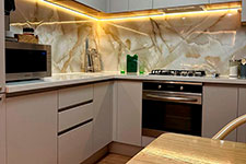 Уфа, Октября пр., 122/1 (2-й этаж) - квартира посуточно