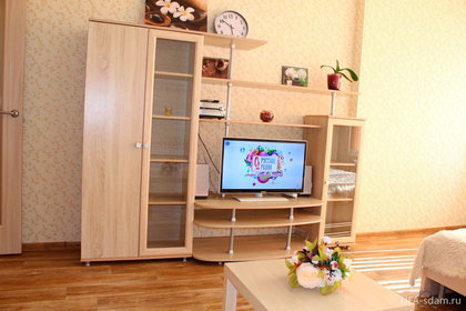 2025-kvartira-posutochno-komsomol15-03.jpg